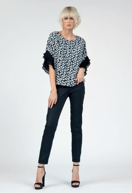 Abbigliamento donna collezione Carla Montanarini