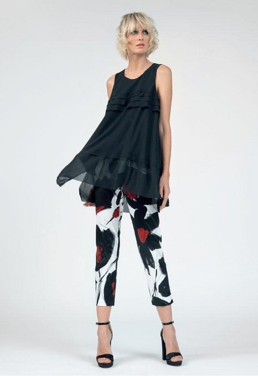 Abbigliamento donna collezione Carla Montanarini