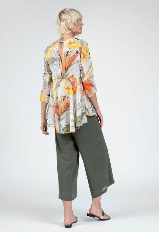 Abbigliamento donna collezione Carla Montanarini