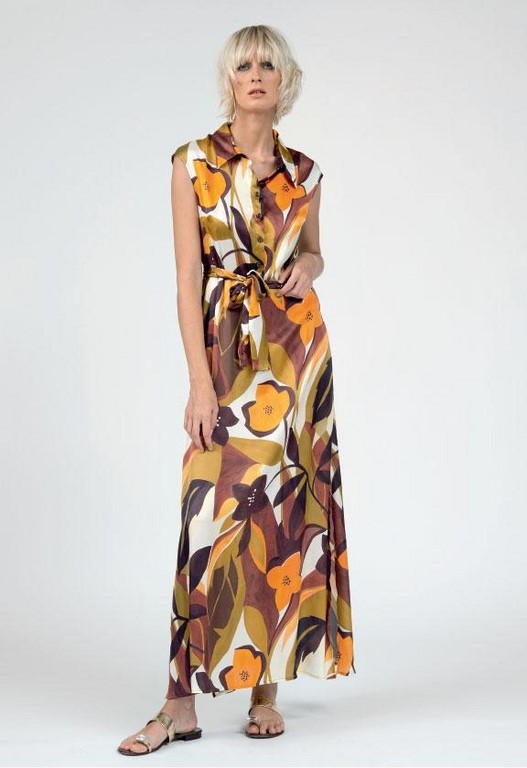 Abbigliamento donna collezione Carla Montanarini