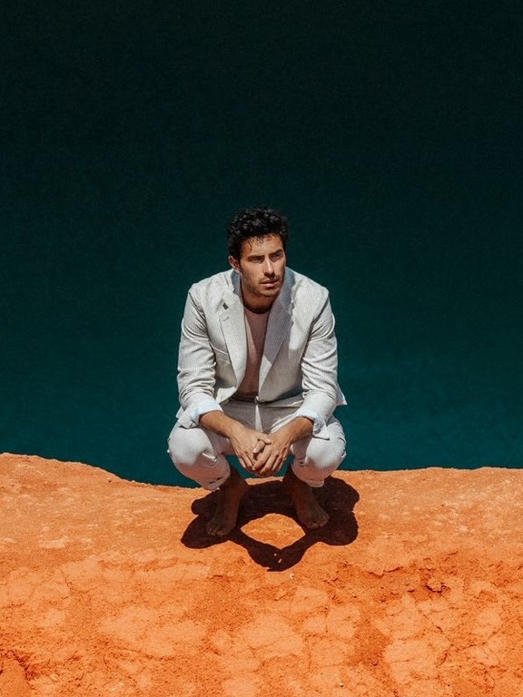 Abbigliamento uomo Luca Bertelli