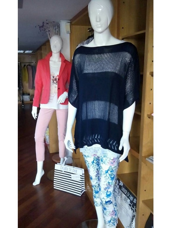 MAGIA Abbigliamento Corso Corsica 1 Torino Tel. 335 6947645