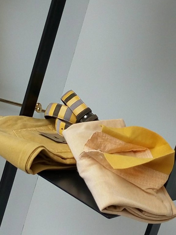 MAGIA Abbigliamento Corso Corsica 1 Torino Tel. 335 6947645