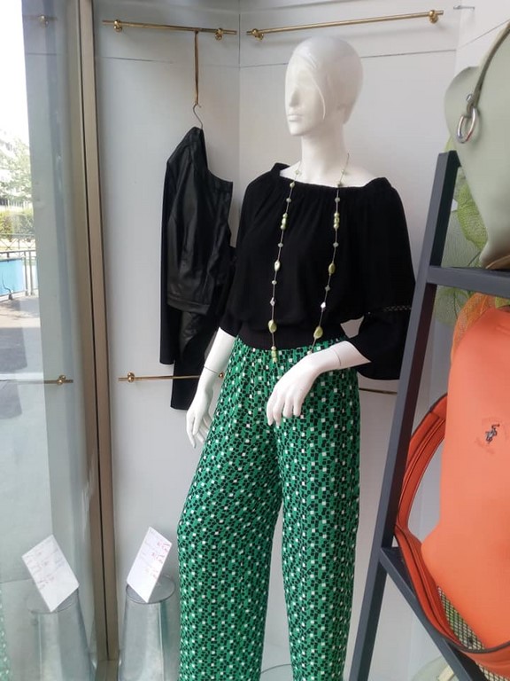 MAGIA Abbigliamento Corso Corsica 1 Torino Tel. 335 6947645