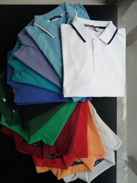 MAGIA Abbigliamento Corso Corsica 1 Torino Tel. 335 6947645