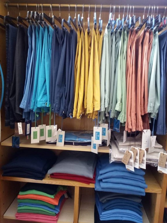 MAGIA Abbigliamento Corso Corsica 1 Torino Tel. 335 6947645