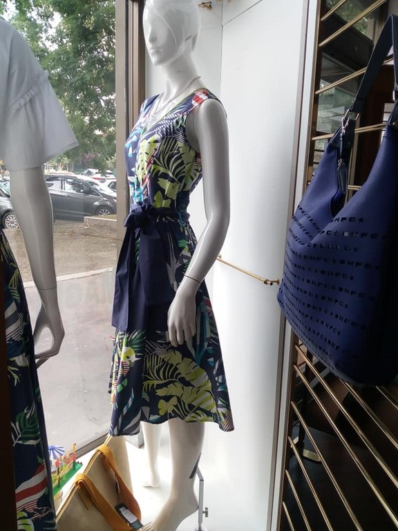 MAGIA Abbigliamento Corso Corsica 1 Torino Tel. 335 6947645