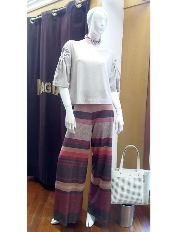 MAGIA Abbigliamento Corso Corsica 1 Torino Tel. 335 6947645