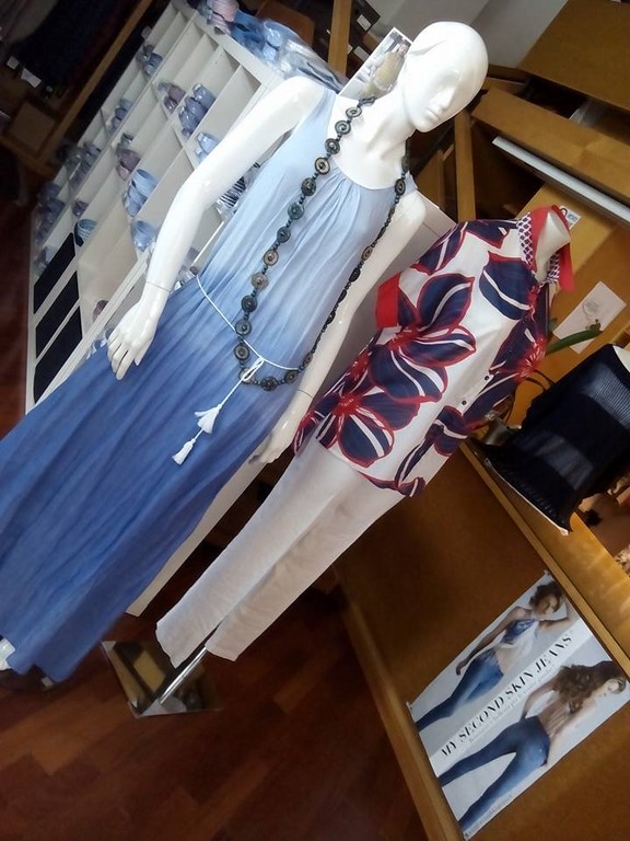 MAGIA Abbigliamento Corso Corsica 1 Torino Tel. 335 6947645