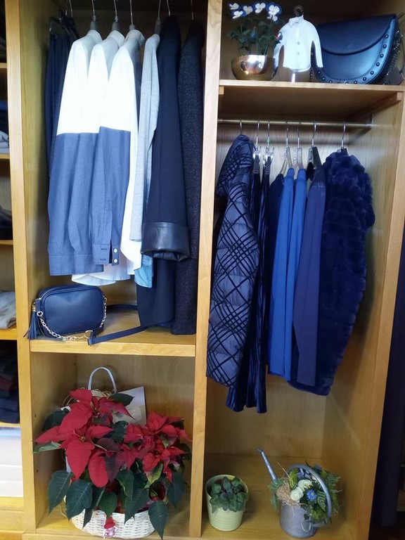 MAGIA Abbigliamento Corso Corsica 1 Torino Tel. 335 6947645