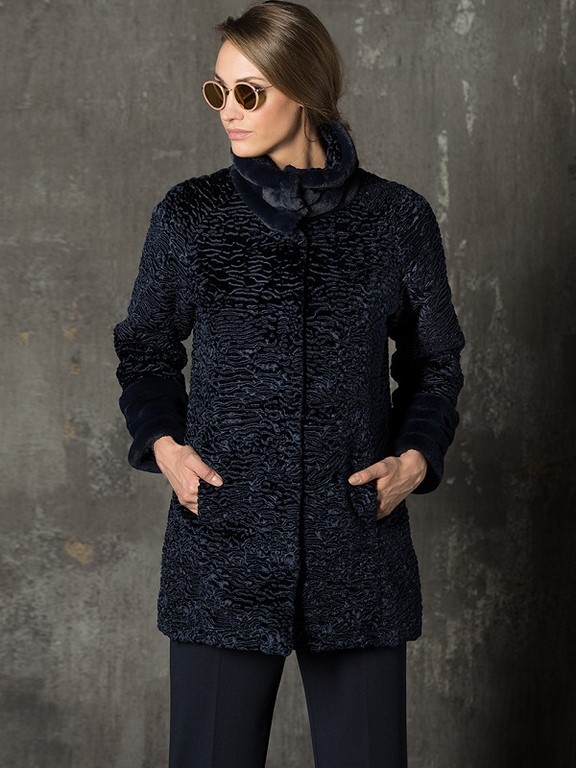 Abbigliamnto collezione donna Giulia Valli